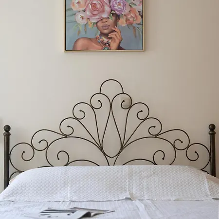 Petro's House Apartman *